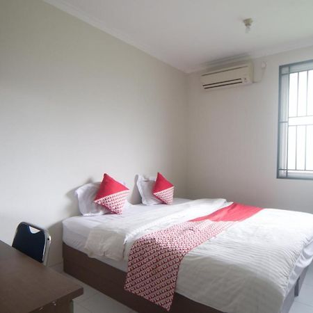 Oyo 3049 Scientia Dormitory Syariah Τάνγκερανγκ Εξωτερικό φωτογραφία